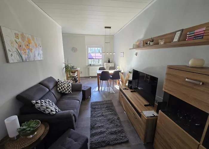 Zur Koenigslay بولاي