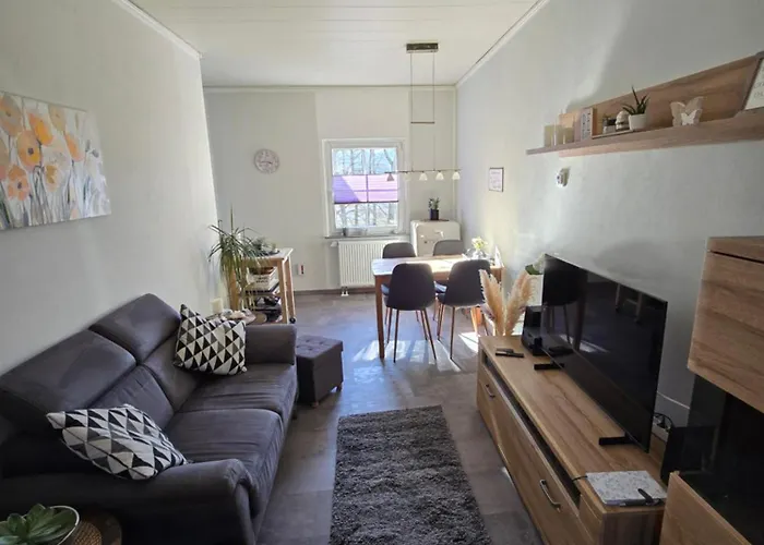 Zur Koenigslay بولاي